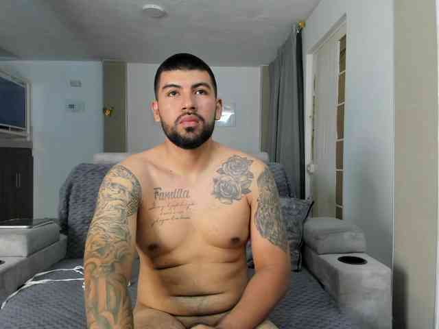 DulceRomance webcam