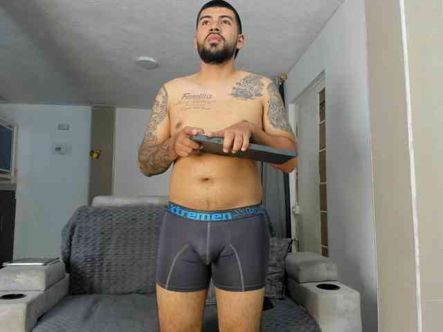 DulceRomance webcam