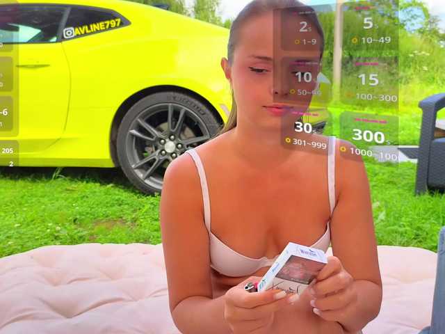 misss-vikki live cam on BongaCams