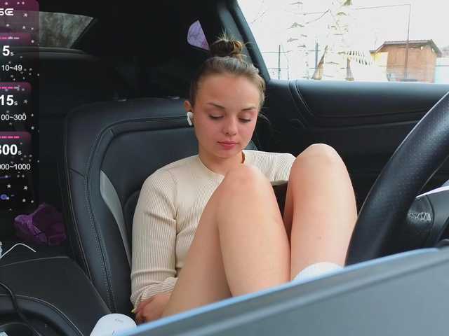 misss-vikki's BongaCams show and profile