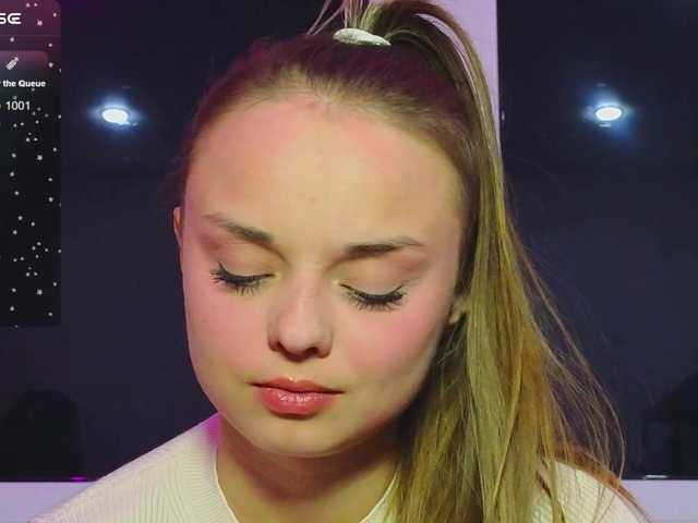 misss-vikki's BongaCams show and profile