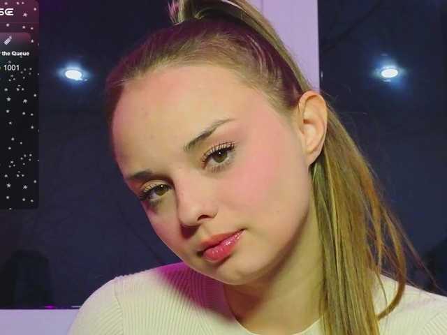 misss-vikki's BongaCams show and profile