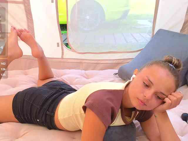 misss-vikki webcam