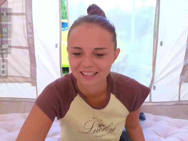 misss-vikki Live Webcam on BongaCams