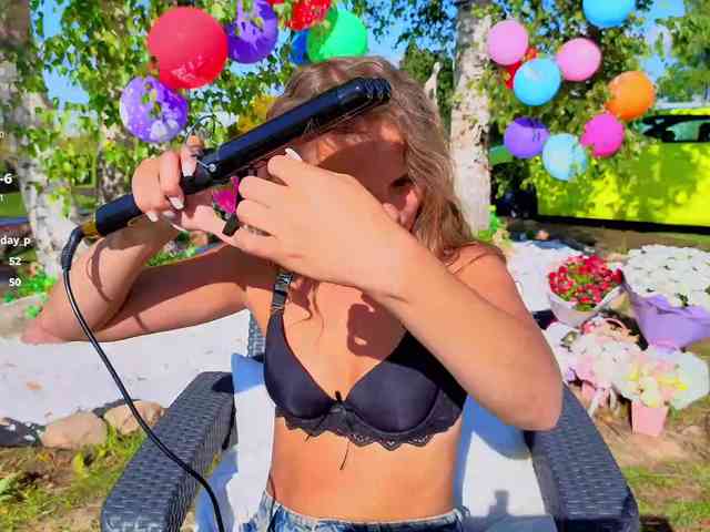 misss-vikki webcam