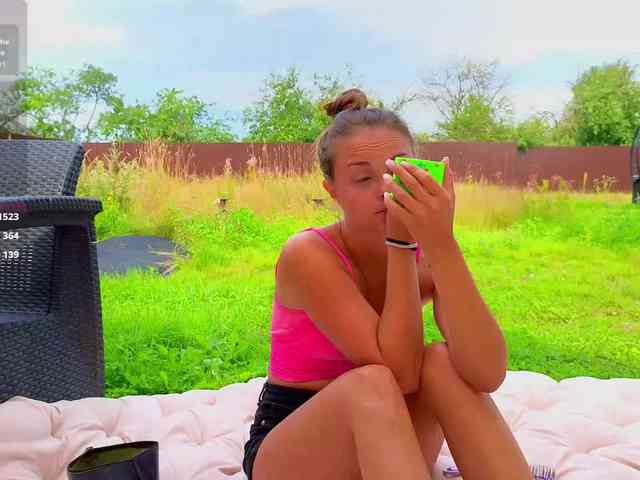 misss-vikki webcam