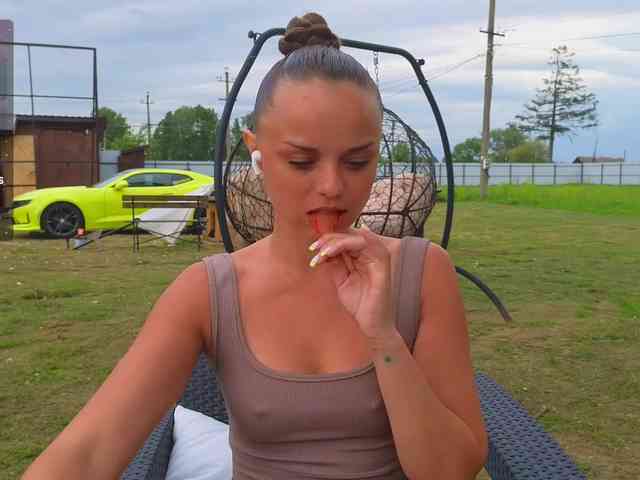 misss-vikki webcam