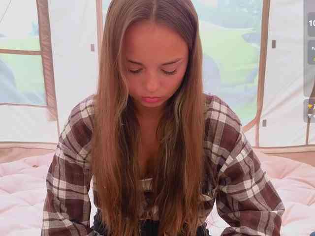 misss-vikki Sex Cam Show