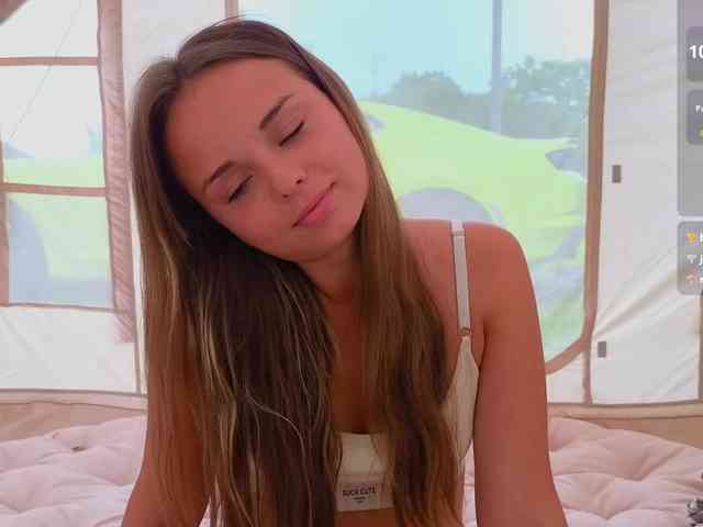 misss-vikki Sex Cam Show