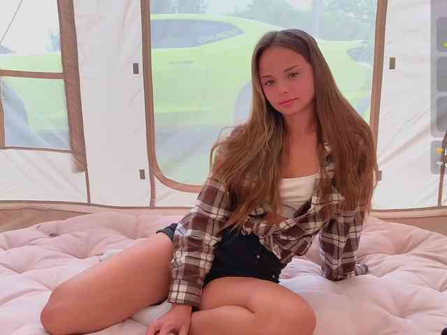 misss-vikki webcam