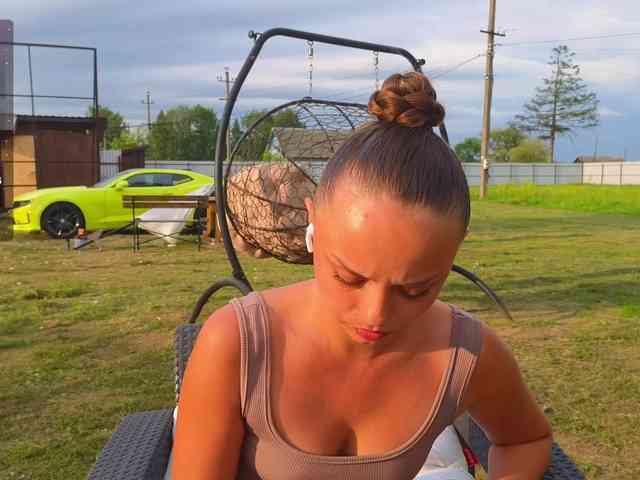 misss-vikki webcam