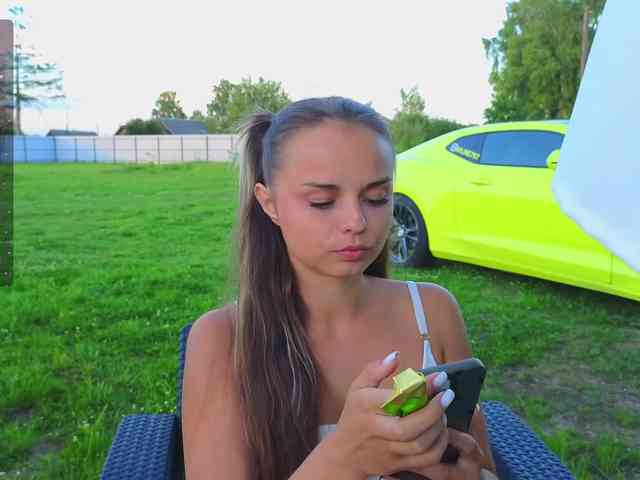 misss-vikki webcam