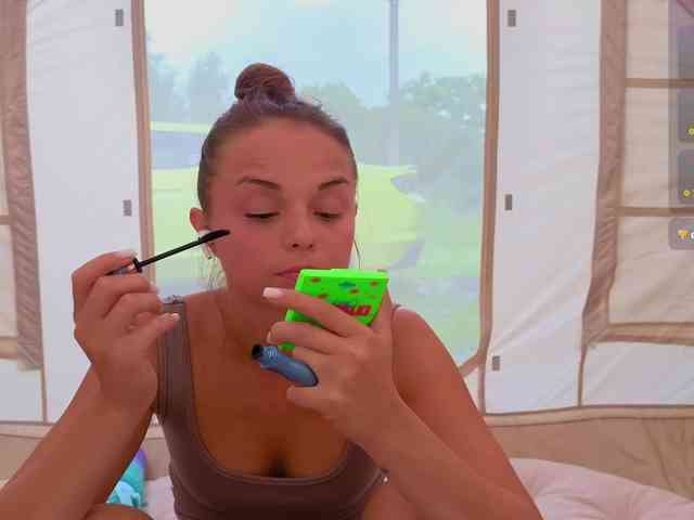 misss-vikki webcam