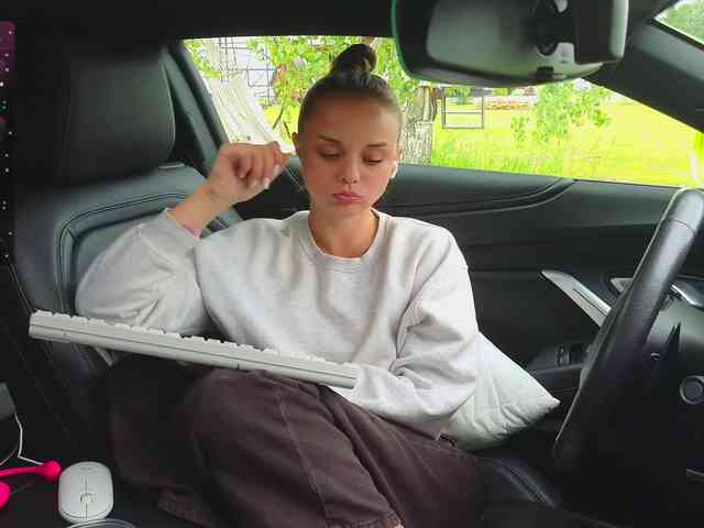misss-vikki webcam