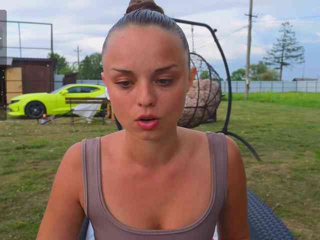 misss-vikki webcam