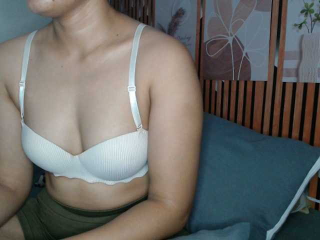 lexianna818 live cam on BongaCams