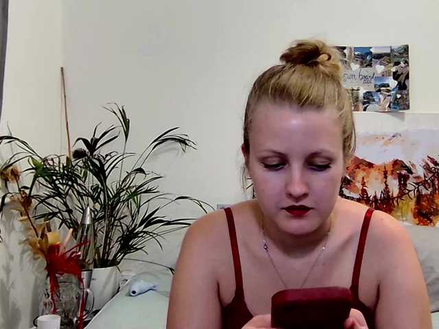 xmileygreyx live cam on BongaCams