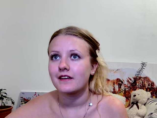 xmileygreyx live cam on BongaCams