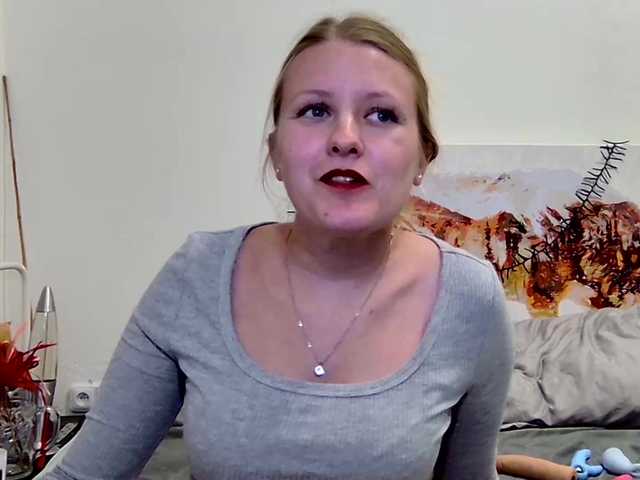 xmileygreyx live webcam show