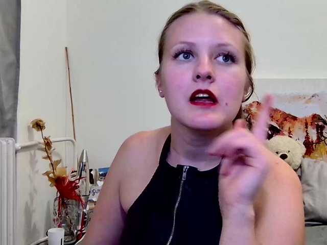 xmileygreyx live cam on BongaCams