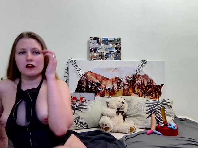 xmileygreyx's BongaCams show and profile