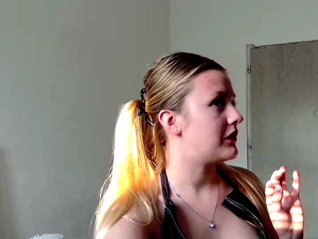xmileygreyx