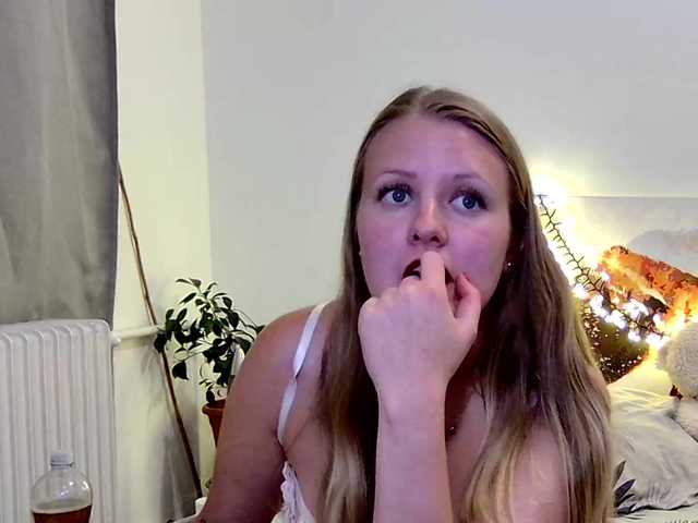xmileygreyx live cam on BongaCams