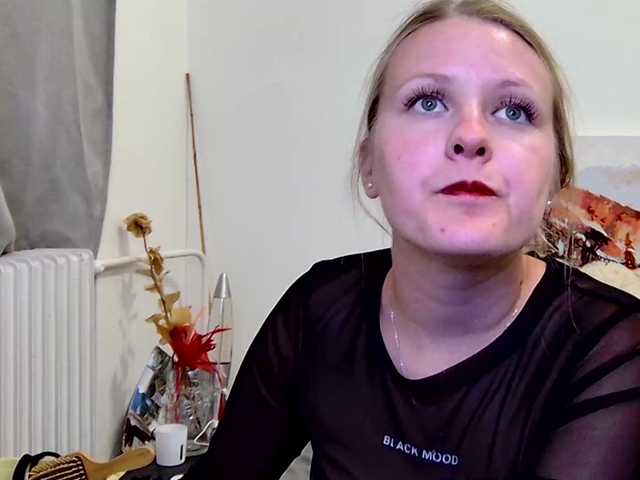 xmileygreyx live webcam show
