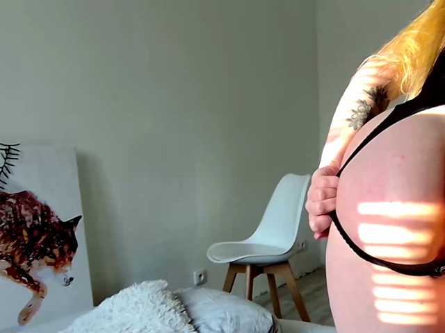 xmileygreyx live cam on BongaCams