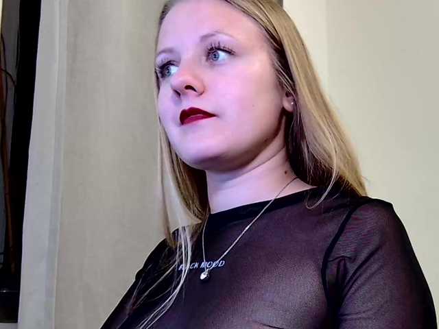 xmileygreyx live cam on BongaCams
