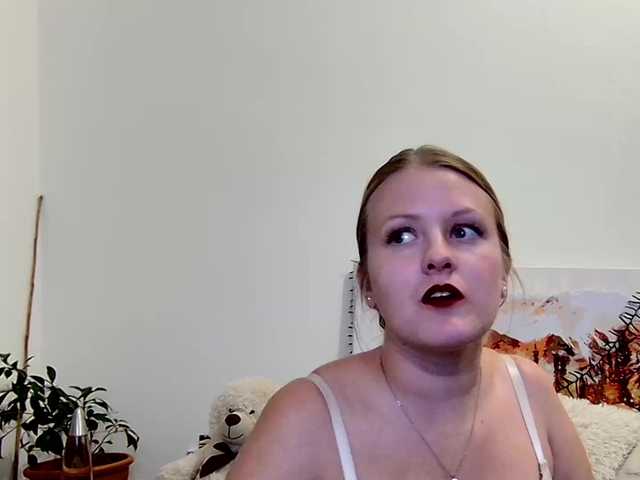 xmileygreyx live cam