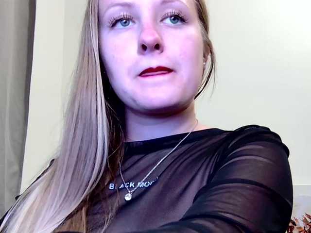 xmileygreyx live cam on BongaCams
