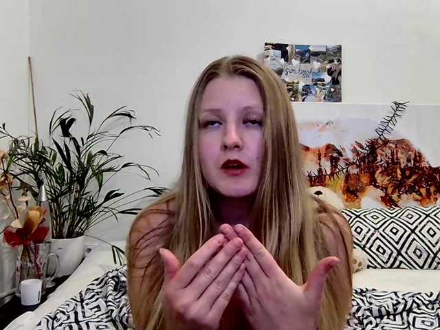 xmileygreyx live cam on BongaCams