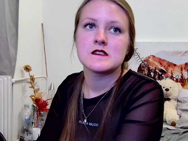 xmileygreyx live webcam show