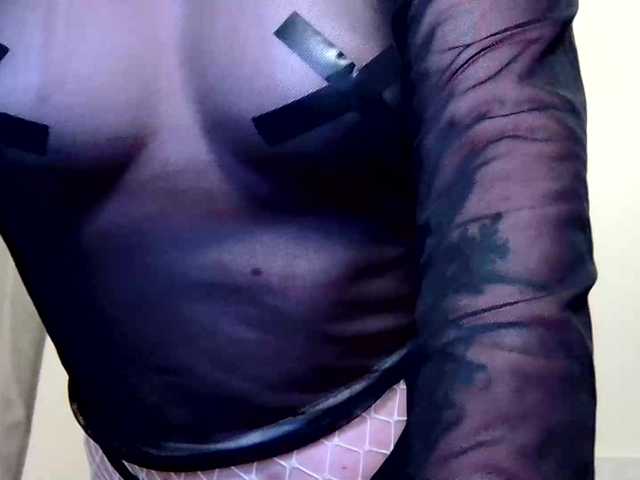 MILEY_GREY