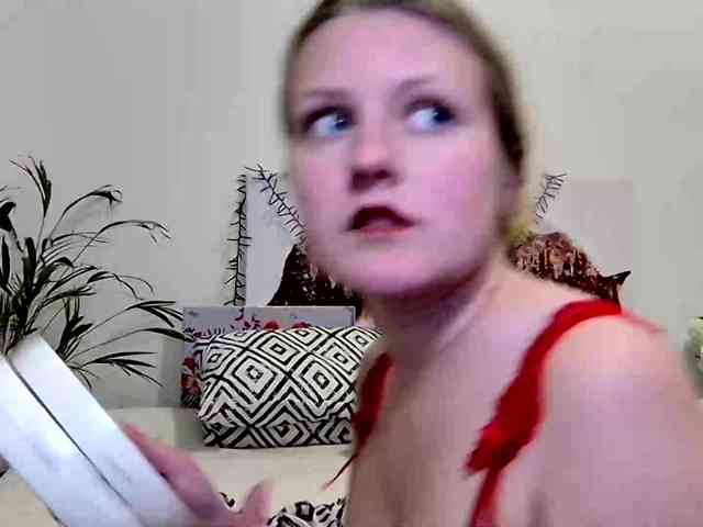 MILEY_GREY webcam