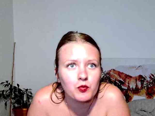 MILEY_GREY