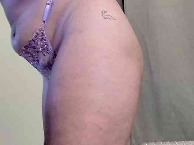 MILEY_GREY webcam