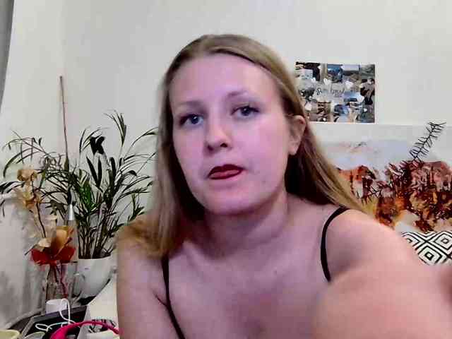 MILEY_GREY webcam