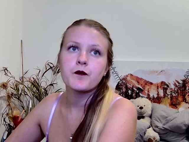 xmileygreyx Live Webcam on BongaCams