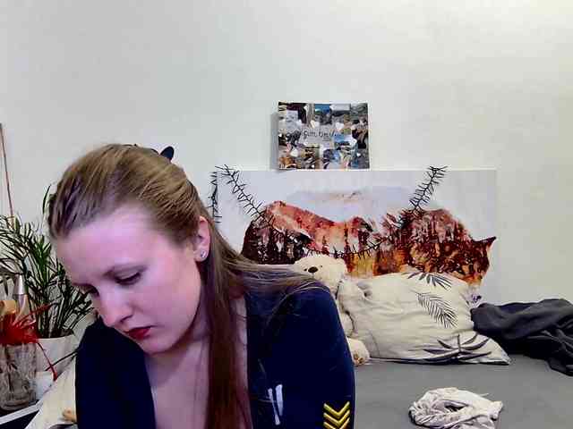 MILEY_GREY webcam