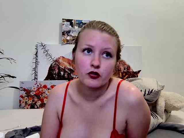 MILEY_GREY webcam