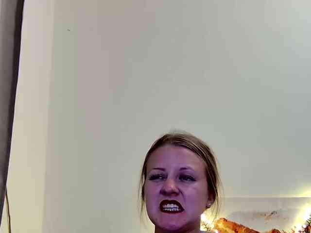 video chatting Xmileygreyx