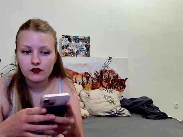 MILEY_GREY webcam