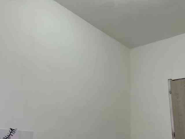 MILEY_GREY webcam