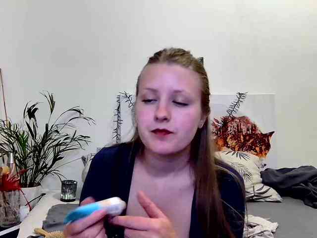 MILEY_GREY webcam