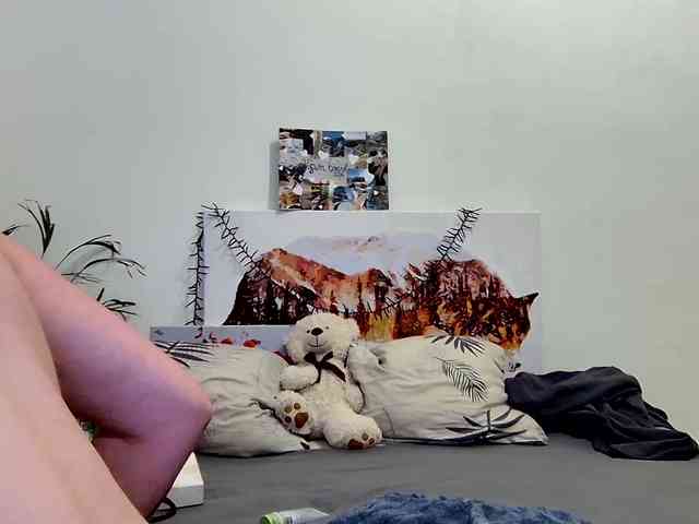 MILEY_GREY webcam