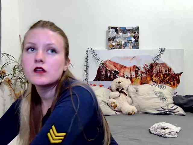 MILEY_GREY webcam