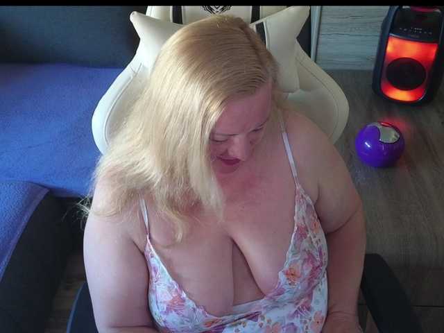 Natalli888 live cam on BongaCams