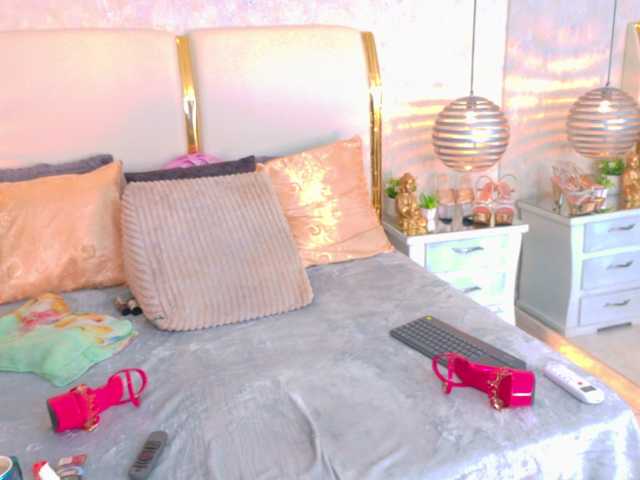 MarylinsVega live cam on BongaCams